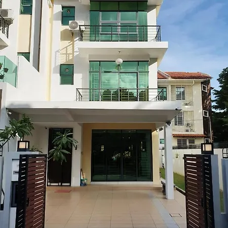 De Nest Holiday Home